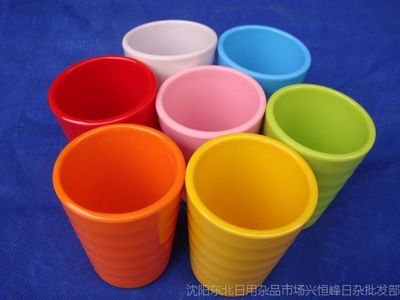 糖果色螺紋密胺杯 耐摔、多彩與工廠直供的創(chuàng)新日用品